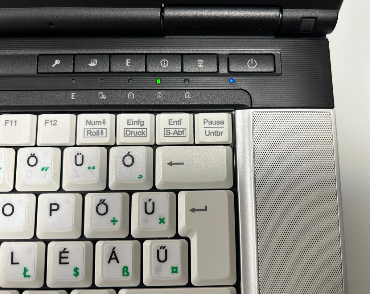 Fujitsu Celsius H710